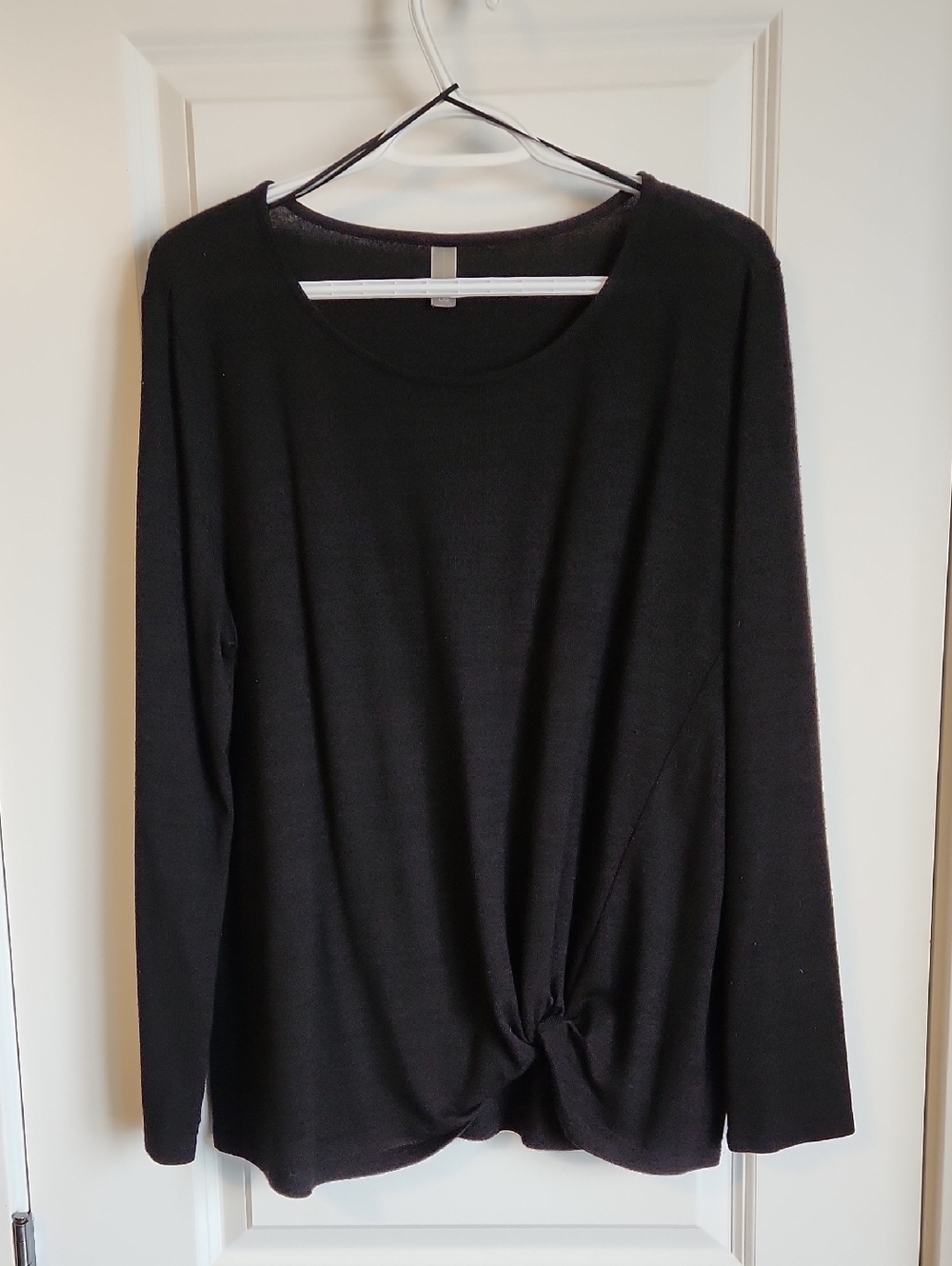 Long-Sleeve Knot Front Top